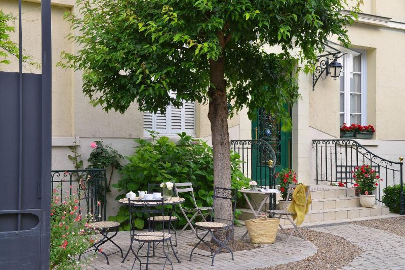 Hôtel du Manoir - Genel