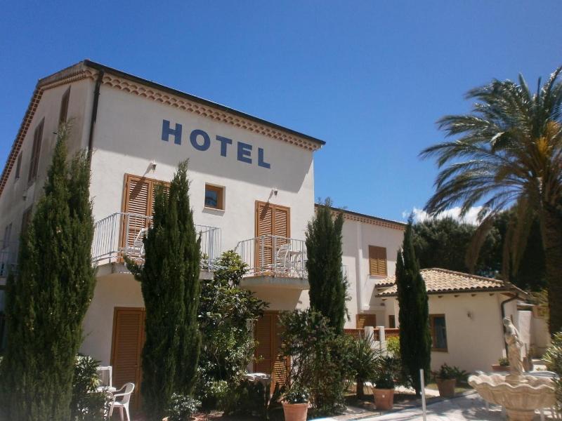 Hotel La Bastide - Genel