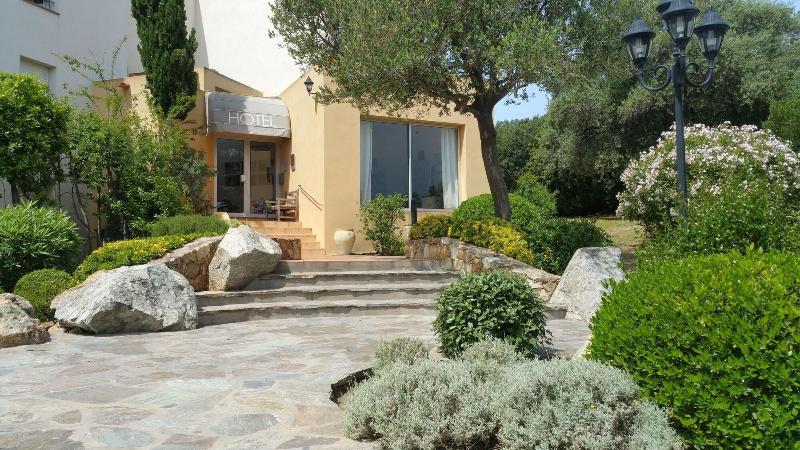 Hôtel Cala di l'Oru - Genel