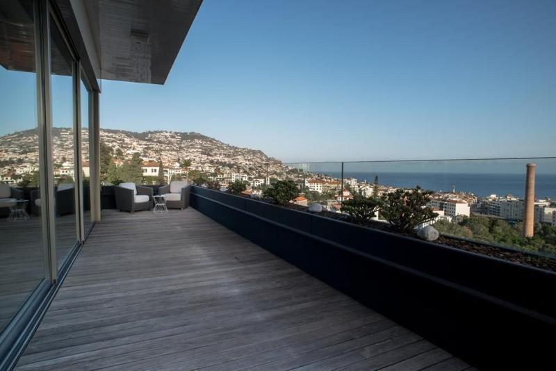 Arts In Penthouse Apartments Til Sol - Oda