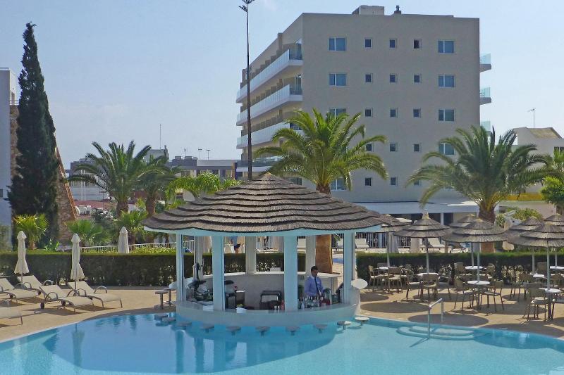 Sunrise Gardens Aparthotel - Aktivite