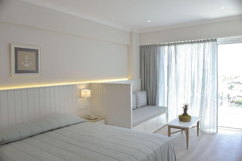 Sunrise Gardens Aparthotel - Oda