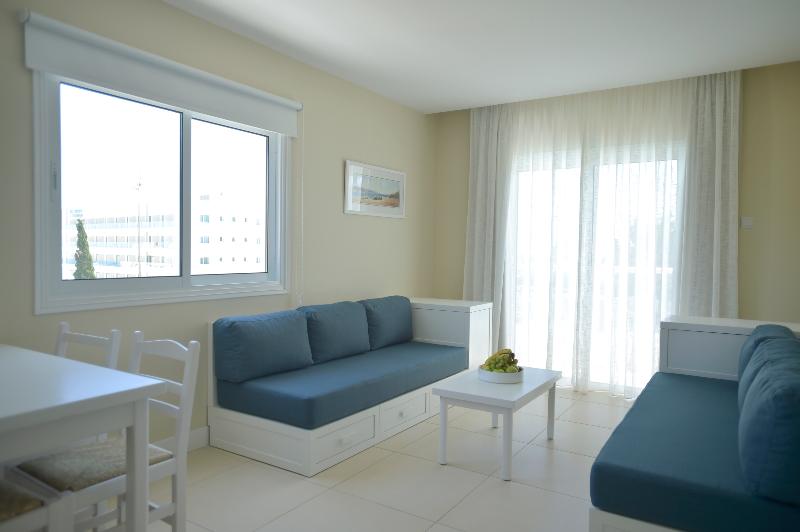Sunrise Gardens Aparthotel - Oda