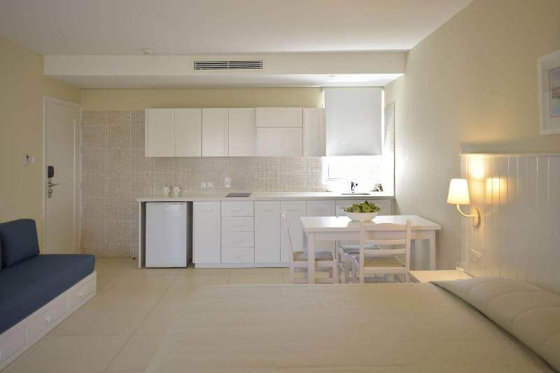 Sunrise Gardens Aparthotel - Oda