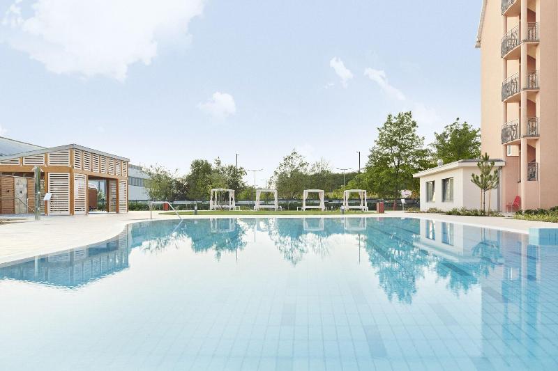 Hotel Európa Fit - Havuz