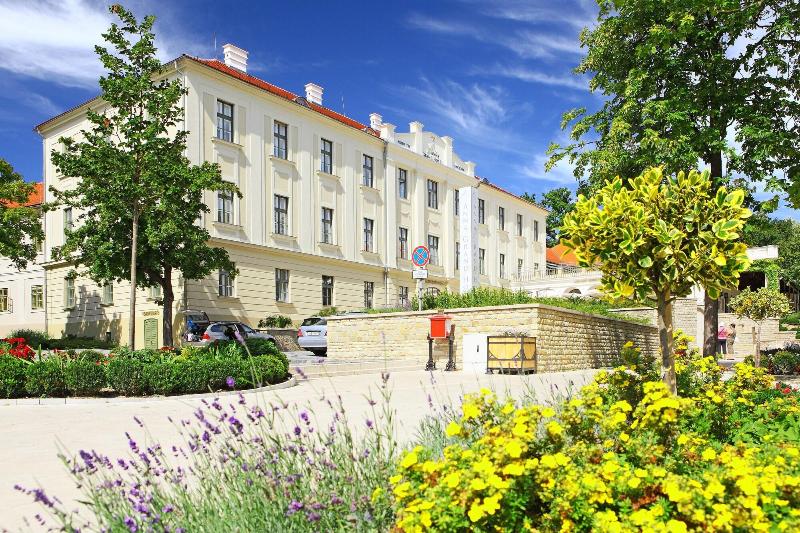 Anna Grand Hotel - Genel