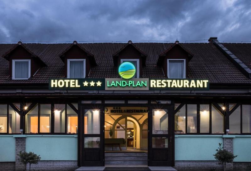 Land Plan Hotel And Restaurant - Genel