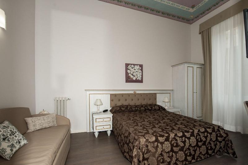 Hotel Genova Liberty - Oda