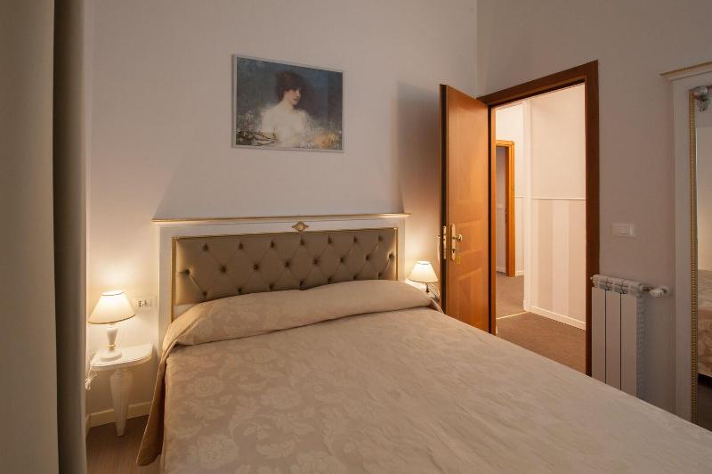 Hotel Genova Liberty - Oda