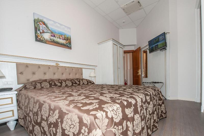 Hotel Genova Liberty - Oda