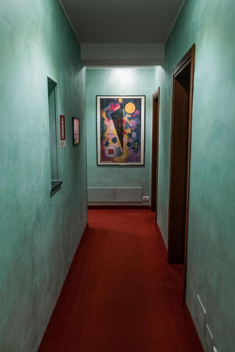 Le Petit Hotel - Lobi