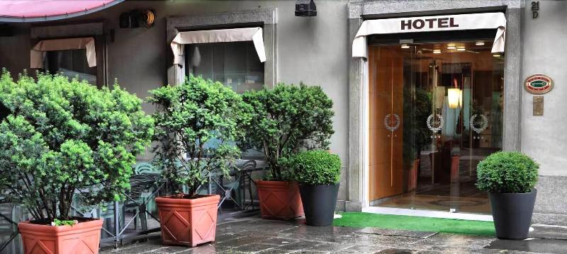 Le Petit Hotel - Genel