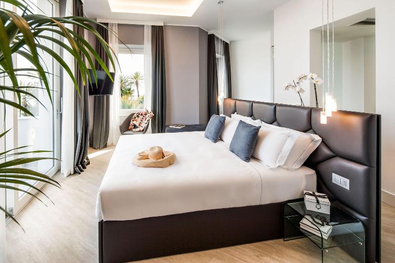 Sanremo Luxury Suites - Oda
