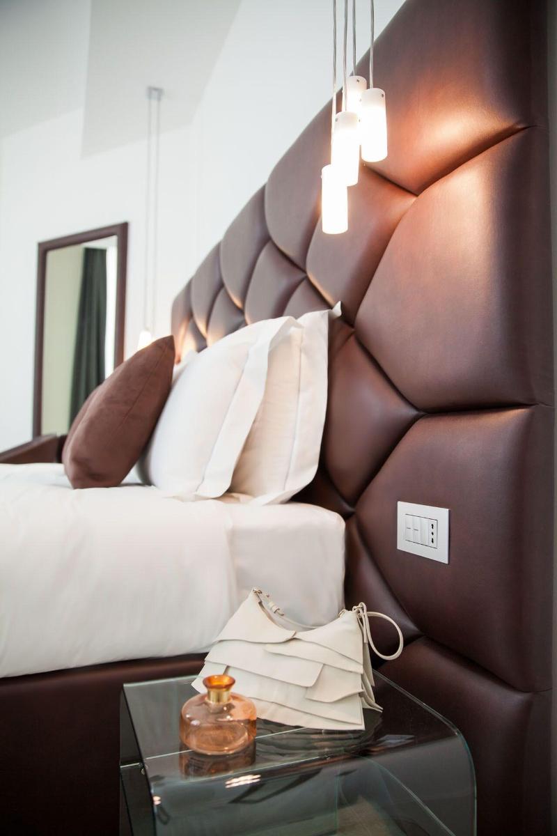 Sanremo Luxury Suites - Oda