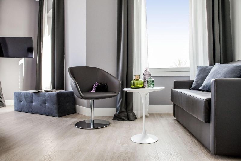 Sanremo Luxury Suites - Oda