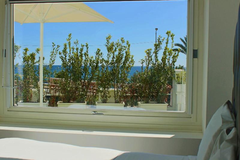 Sanremo Luxury Suites - Oda