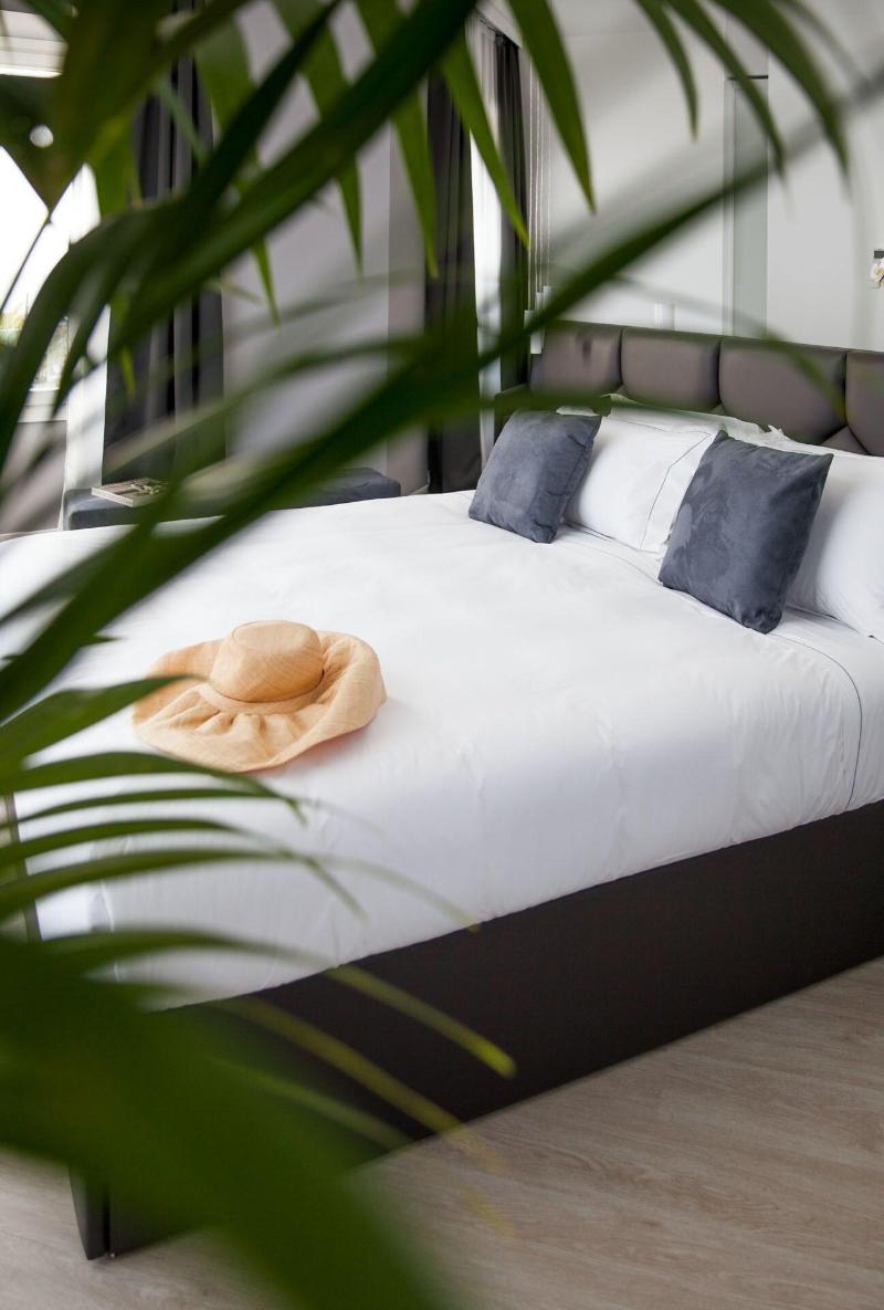 Sanremo Luxury Suites - Oda