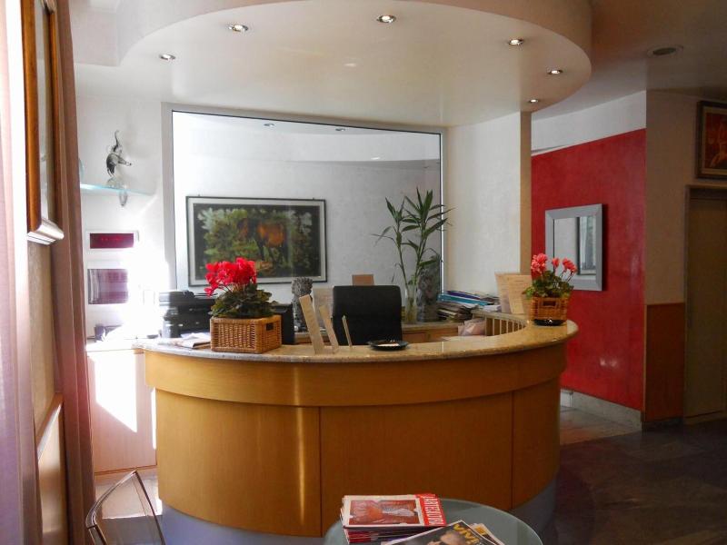 Hotel Parma - Lobi