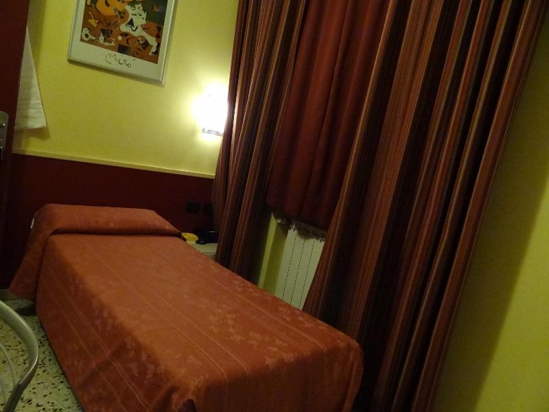 Hotel Parma - Oda