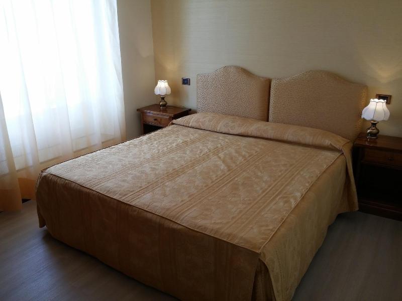 Hotel Riviera - Oda