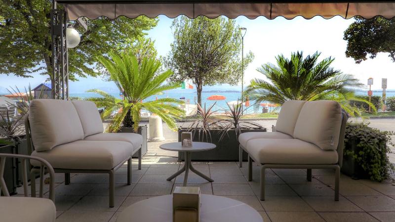 Hotel Riviera - Teras