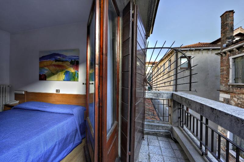 Hotel Caprera - Oda