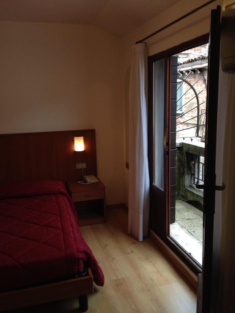 Hotel Caprera - Oda