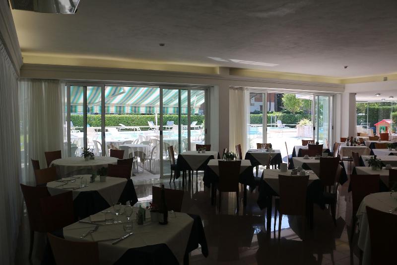 Hotel Smeraldo - Restoran