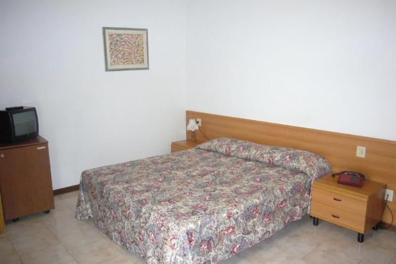 Hotel Maxiheron - Oda
