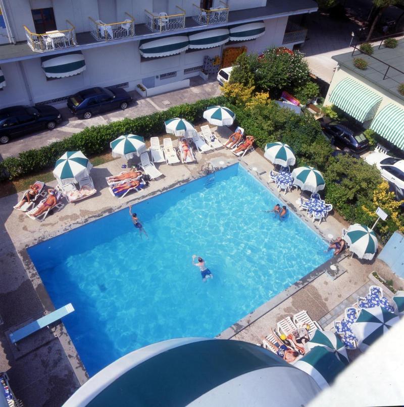 Hotel Maxiheron - Oda