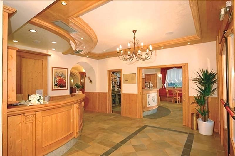 Hotel Italia - Lobi