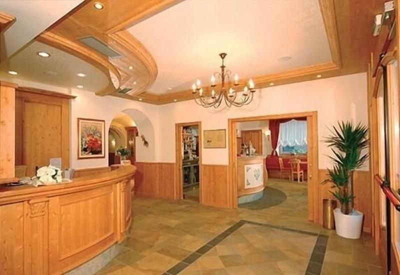 Hotel Italia - Lobi