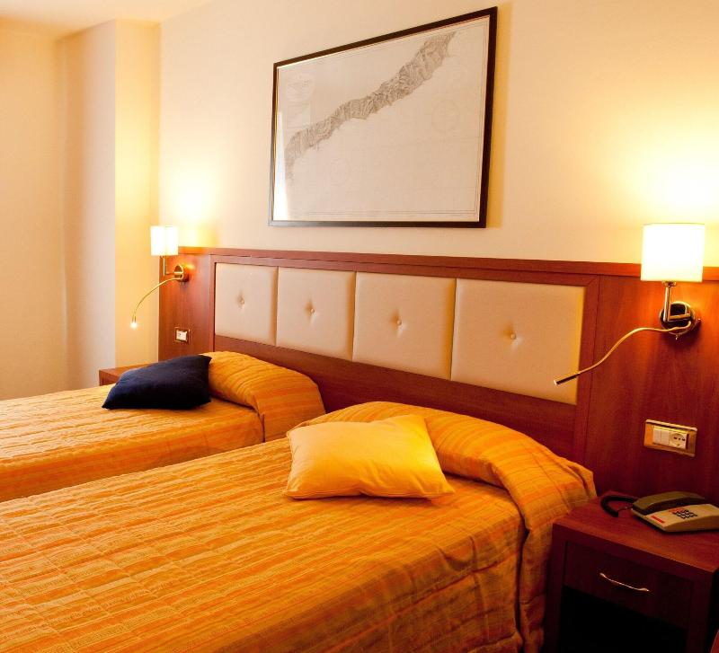 Hotel Benaco - Oda