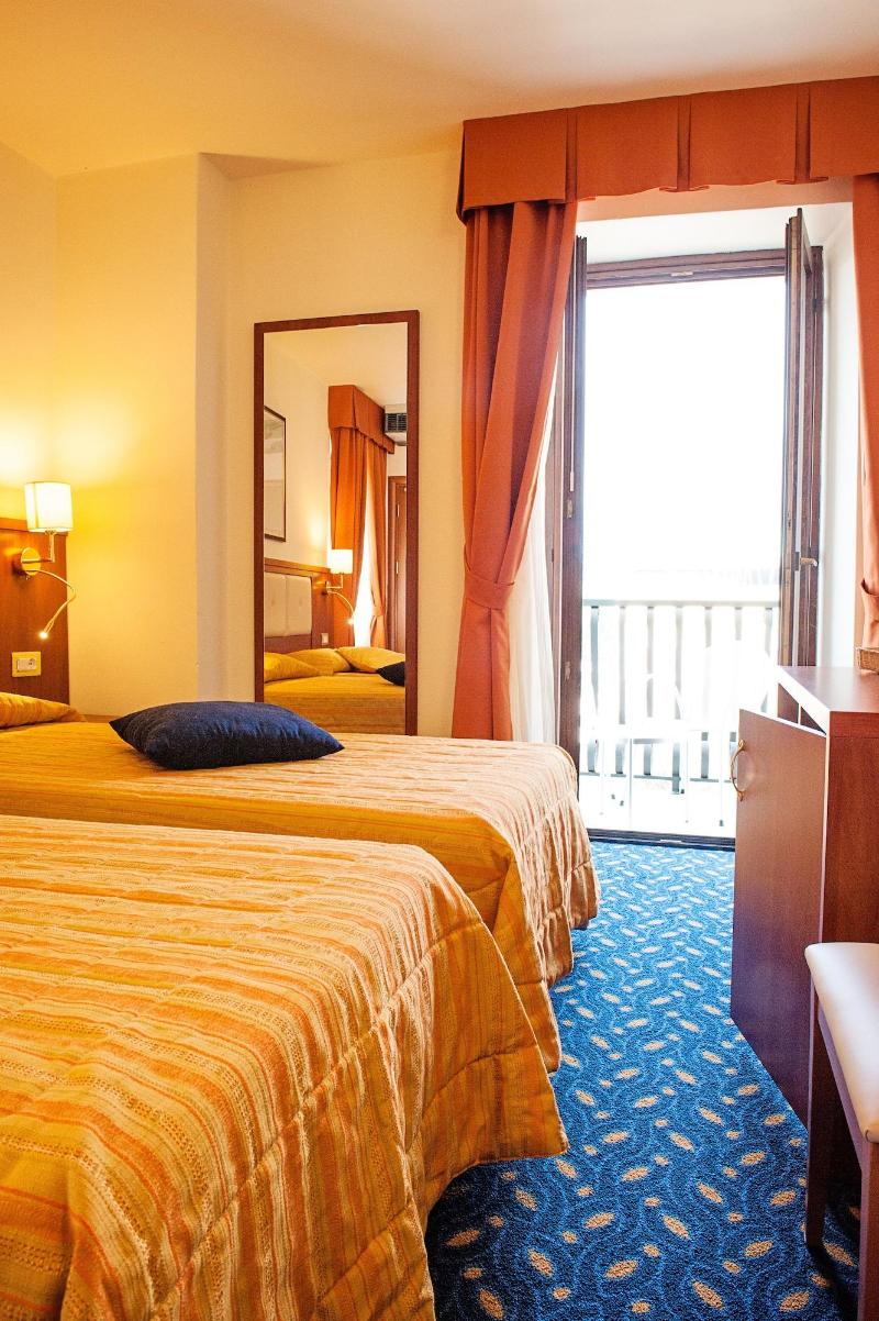 Hotel Benaco - Oda