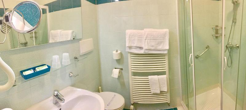 Hotel Benaco - Oda