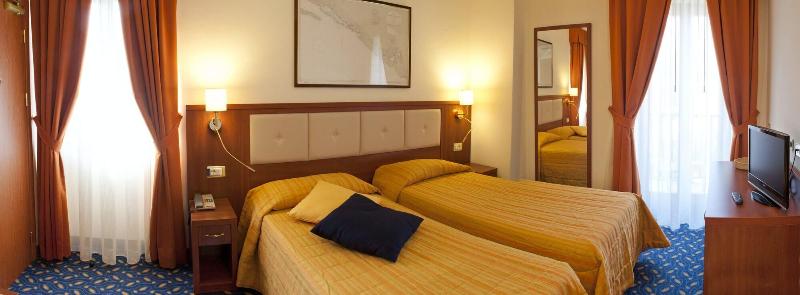 Hotel Benaco - Oda