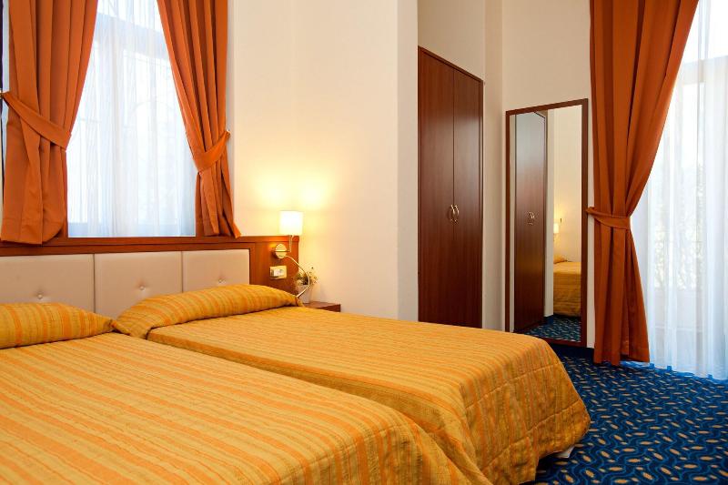 Hotel Benaco - Oda