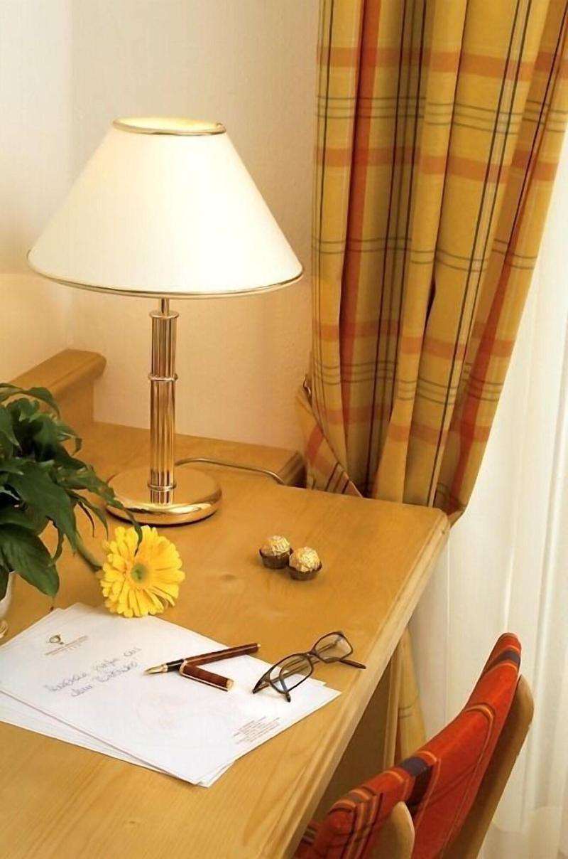 Romantik Hotel Post Weisses Rössl - Oda