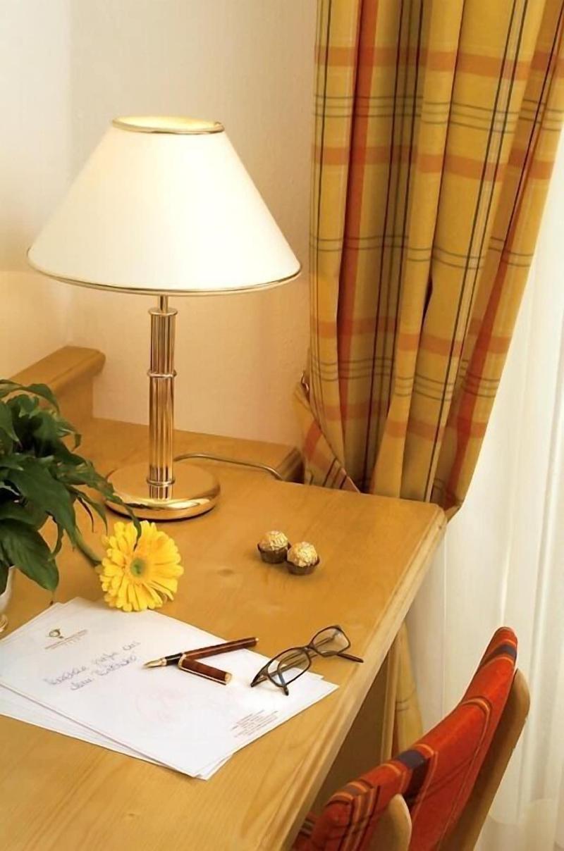 Romantik Hotel Post Weisses Rössl - Oda