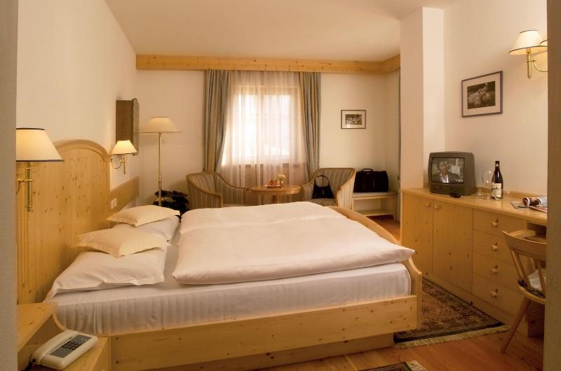 Romantik Hotel Post Weisses Rössl - Oda