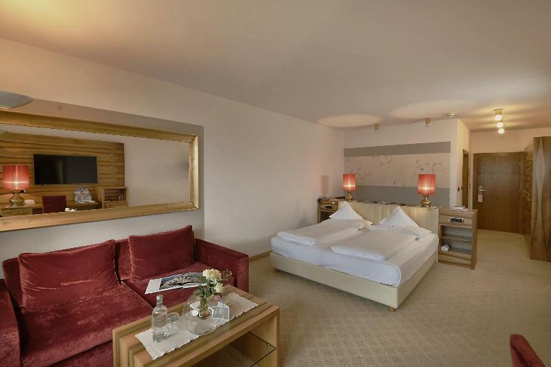 Hotel Hohenwart - Oda