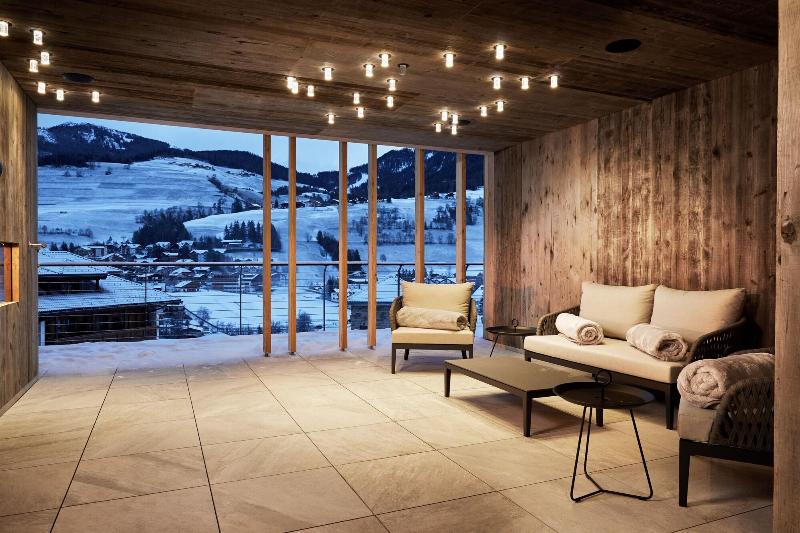 Excelsior Dolomites Life Resort - Aktivite