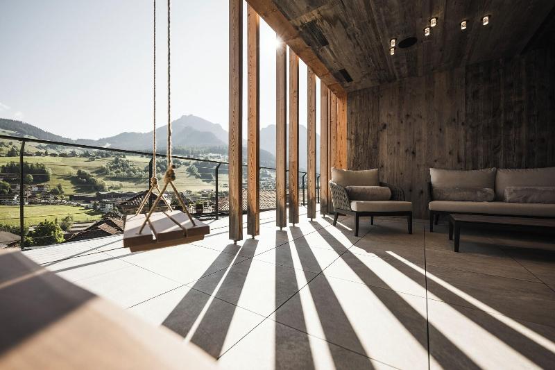 Excelsior Dolomites Life Resort - Genel