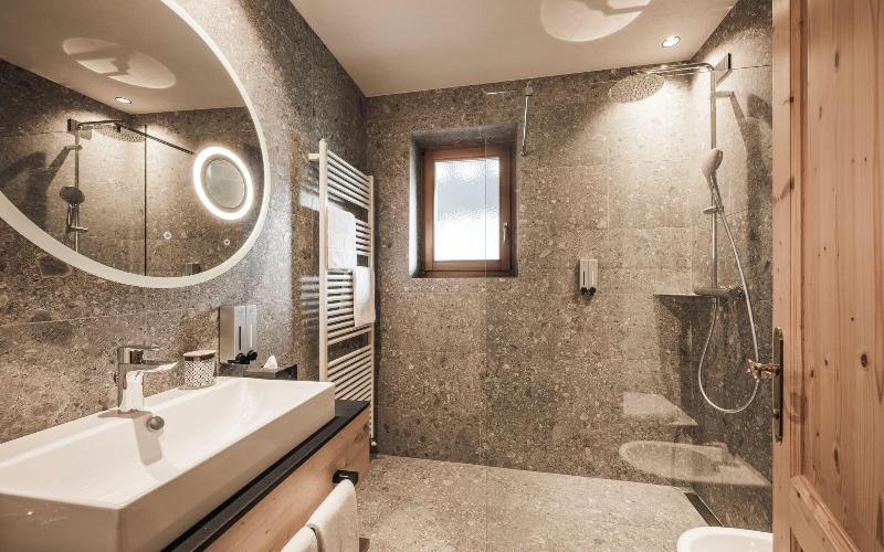 Excelsior Dolomites Life Resort - Oda