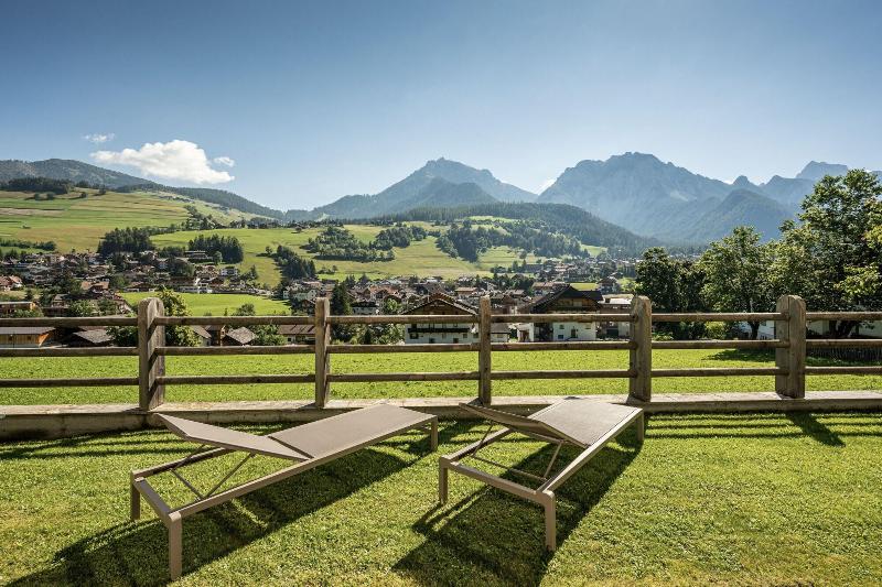 Excelsior Dolomites Life Resort - Oda