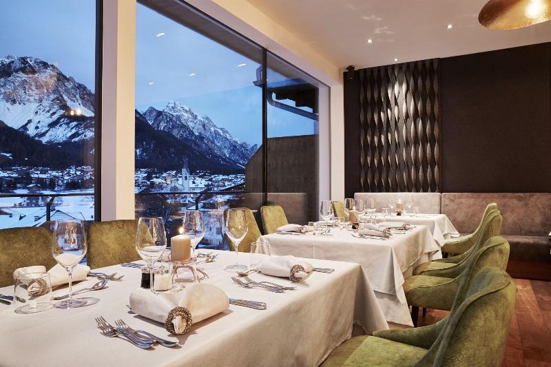 Excelsior Dolomites Life Resort - Restoran