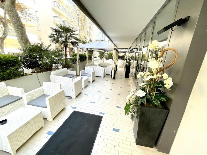 Hotel Eiffel - Genel