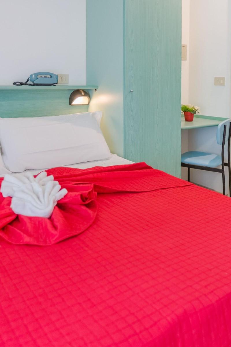 Hotel Eiffel - Oda