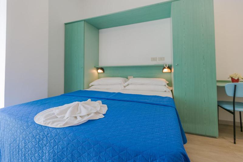 Hotel Eiffel - Oda