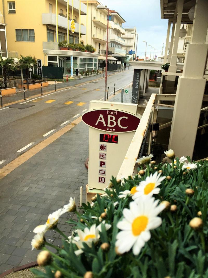 Hotel Abc - Genel